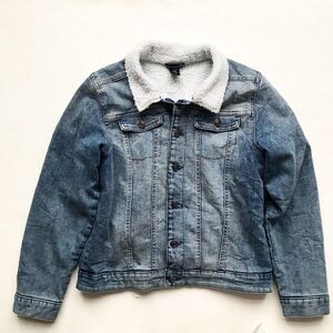 H&M sherpa lined denim jacket EUC  11-12Y